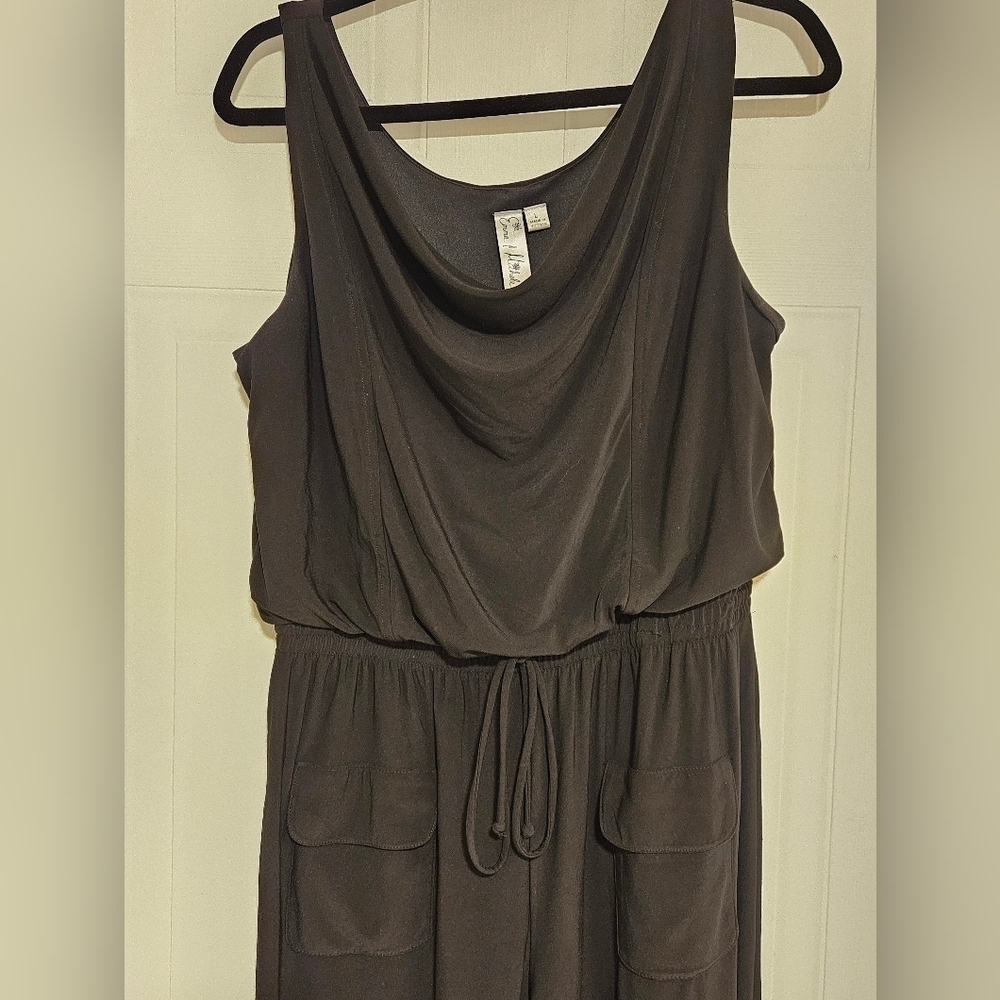 Womens Large black Jumpsuit sleeveless stretchy adjustable waist two pockets
